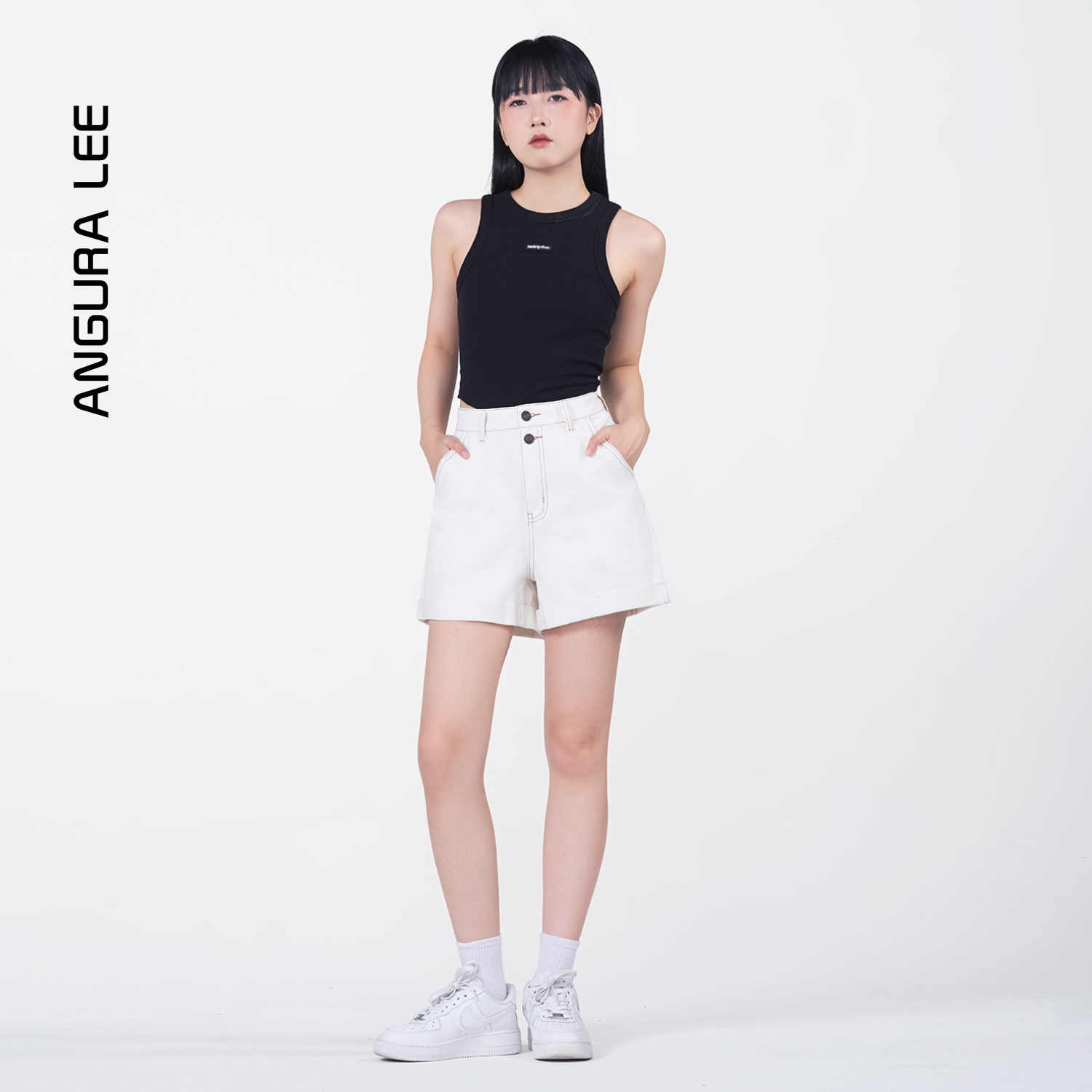 春夏經(jīng)典水洗本白三防女裝牛仔高腰短褲