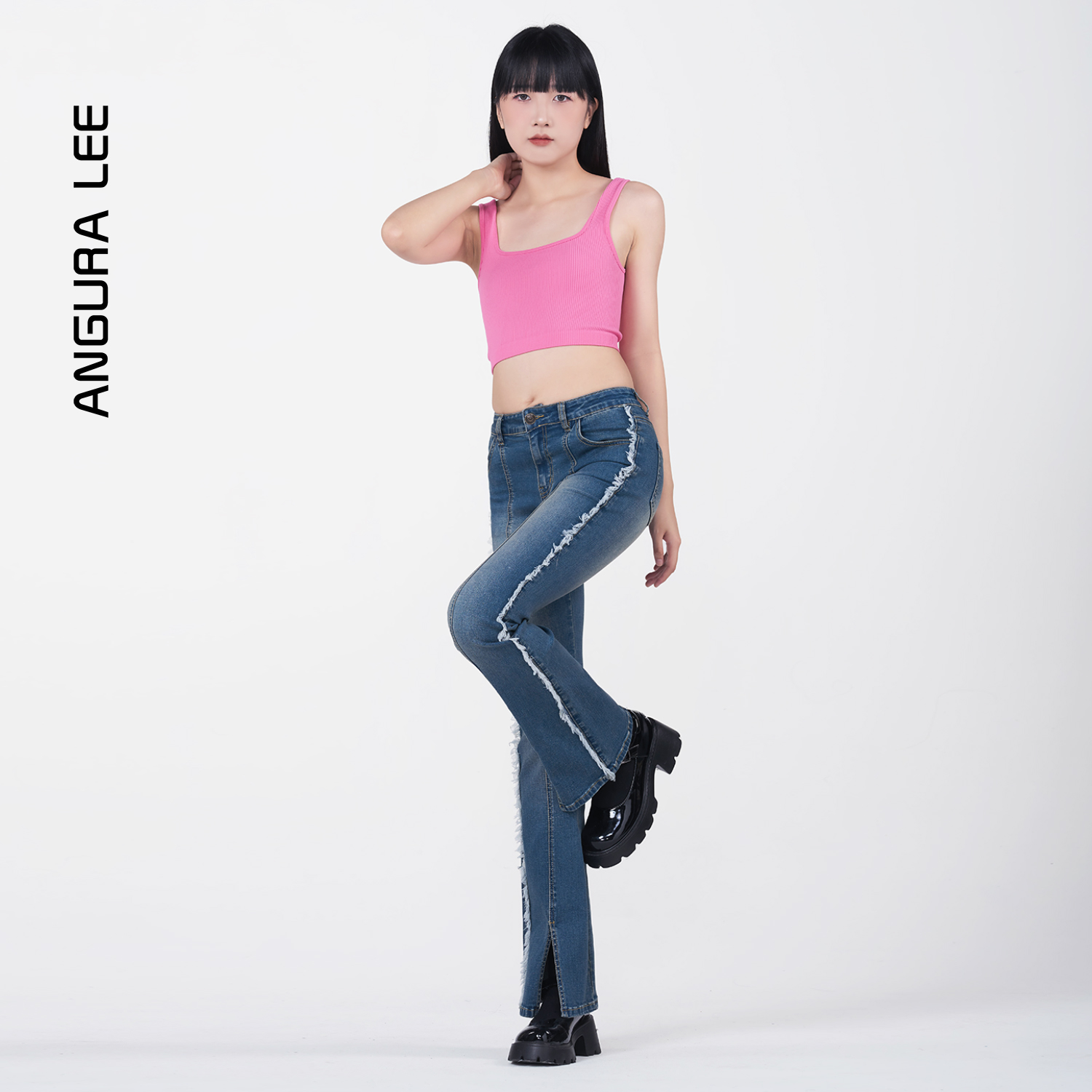 春夏經(jīng)典水洗復(fù)古中藍(lán)女裝牛仔高腰緊身喇叭褲