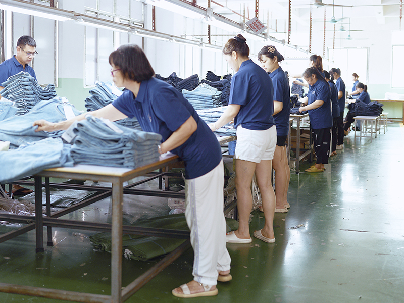 生產(chǎn)車(chē)間